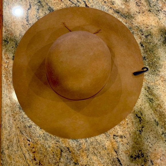 Kohl's Accessories - 100% Wool Hat